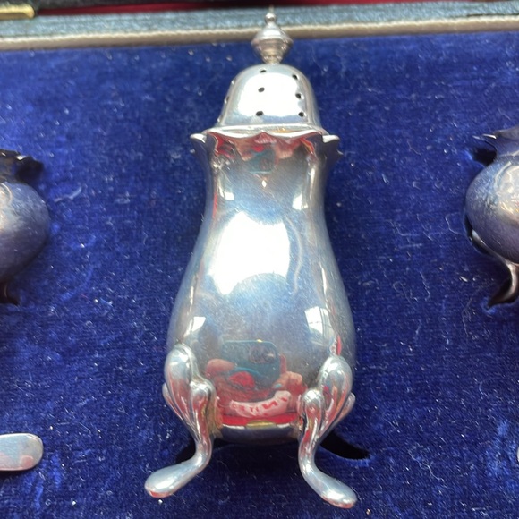 ANTIQUE BOXED SIGNED 5 PIECE MINIATURE CRUET SET - Picture 3 of 16